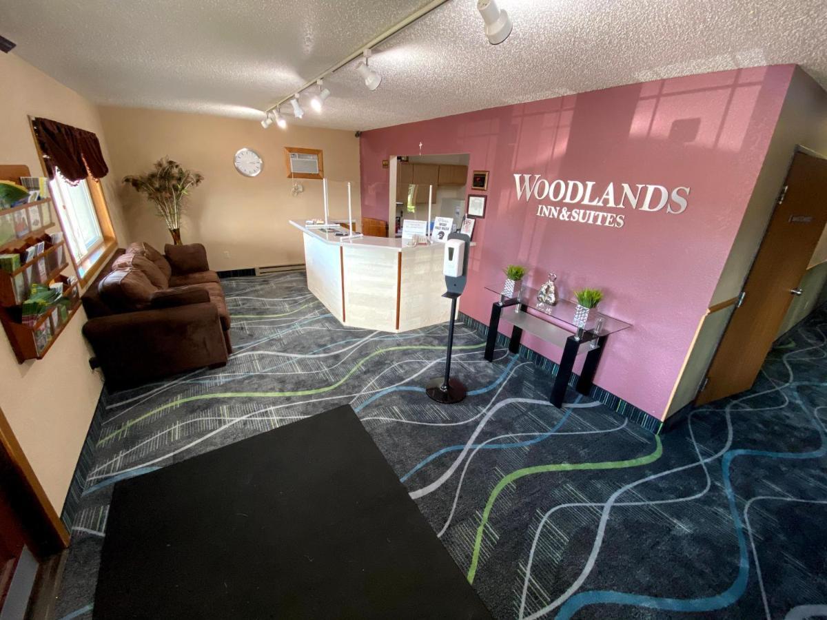 Woodland Inn & Suites Medford 외부 사진