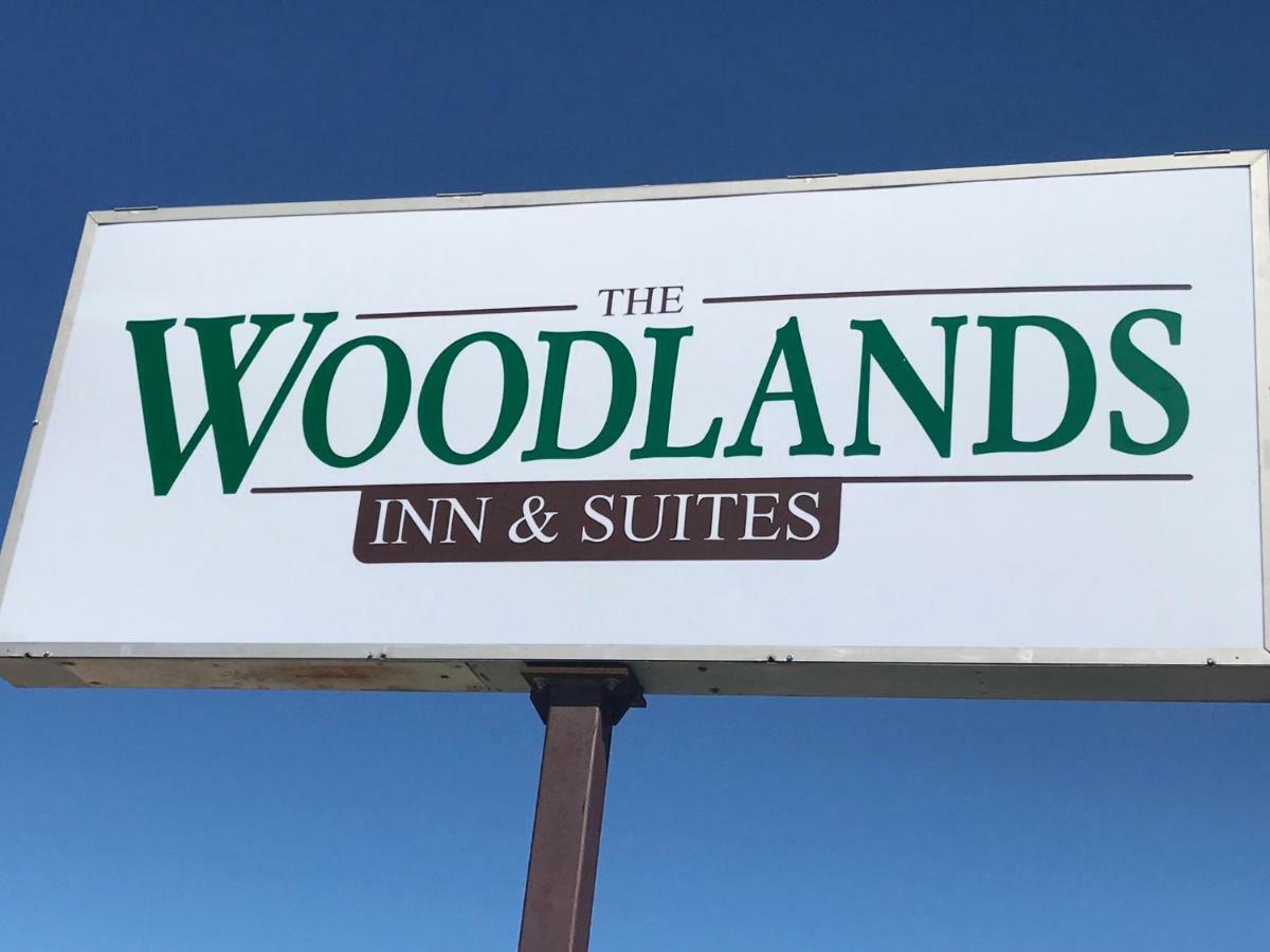 Woodland Inn & Suites Medford 외부 사진